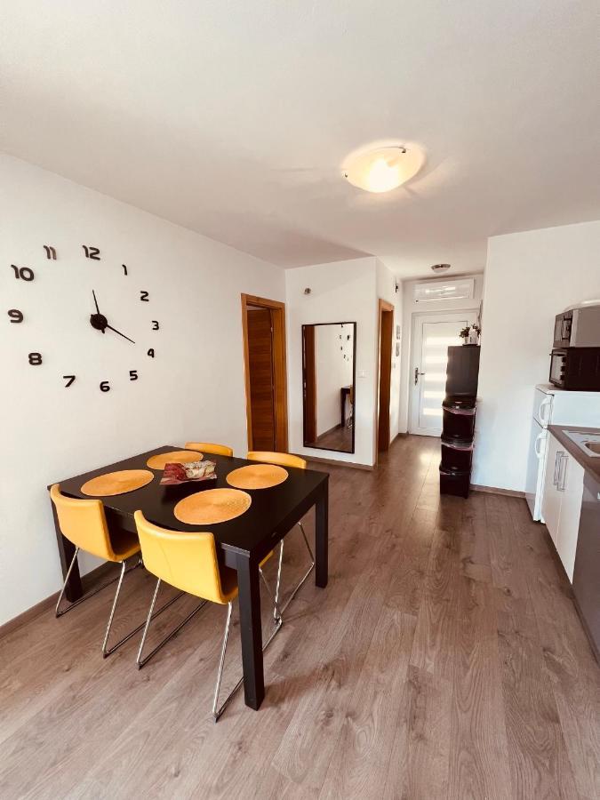 Apartman Bijeca - Medulin Eksteriør bilde